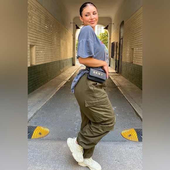 NWT Cargo Jogger - Picture 1 of 12